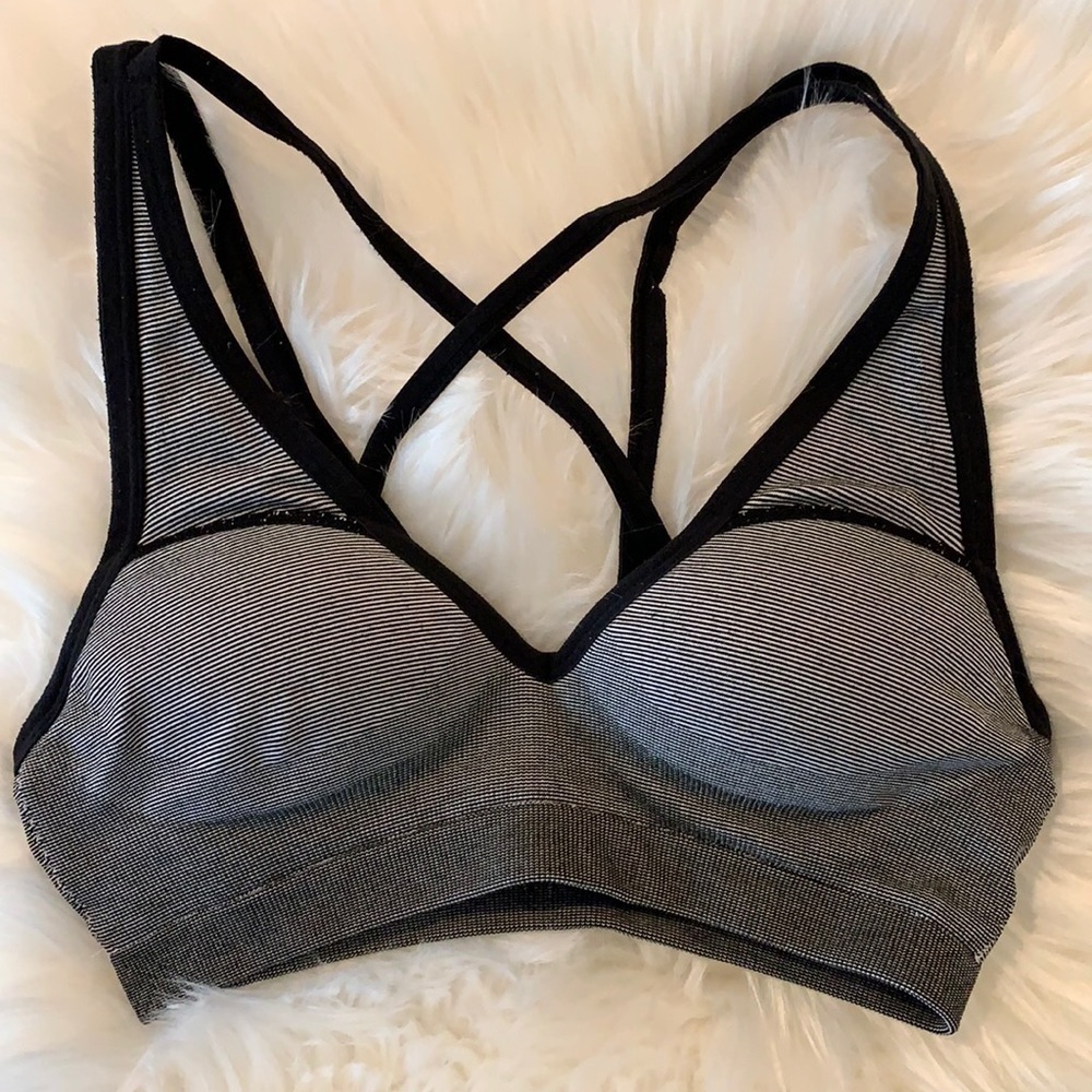 Pink Victoria’s Secret Push Up XS Padded Bralette​​​​​​​​​​​​​​​​​​​​​​